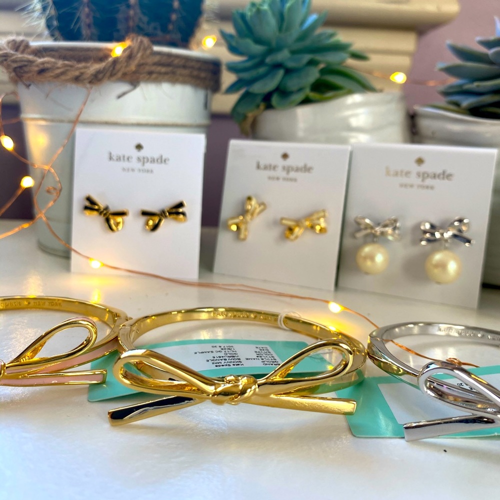 BRAND NEW Gold Kate Spade Bow Bracelet